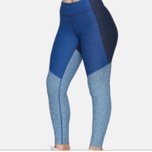 Outdoor voices colorblock 7/8 leggings